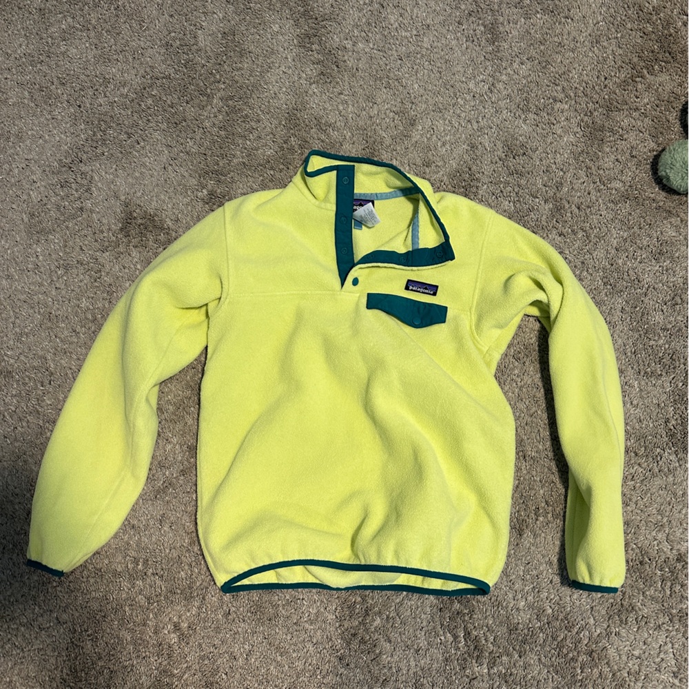 Patagonia Yellow and Green Sweatshirt for Ultimate Comfort
